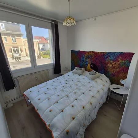 Apartament T2 De 20m² Face A La De Berck-sur-mer, Avec Et Ascenseur - Fr-1-674-48 Berck